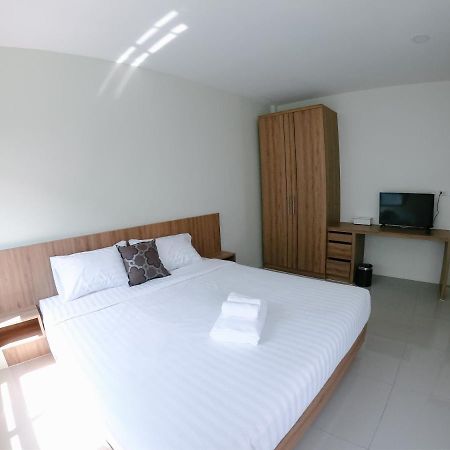 Nai Yang Residence Bagian luar foto
