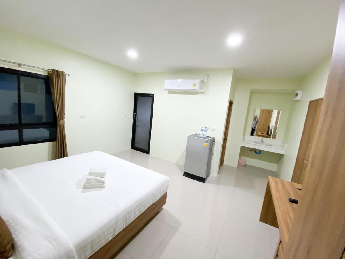 Nai Yang Residence Bagian luar foto